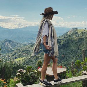 Meet your Posher, Tori